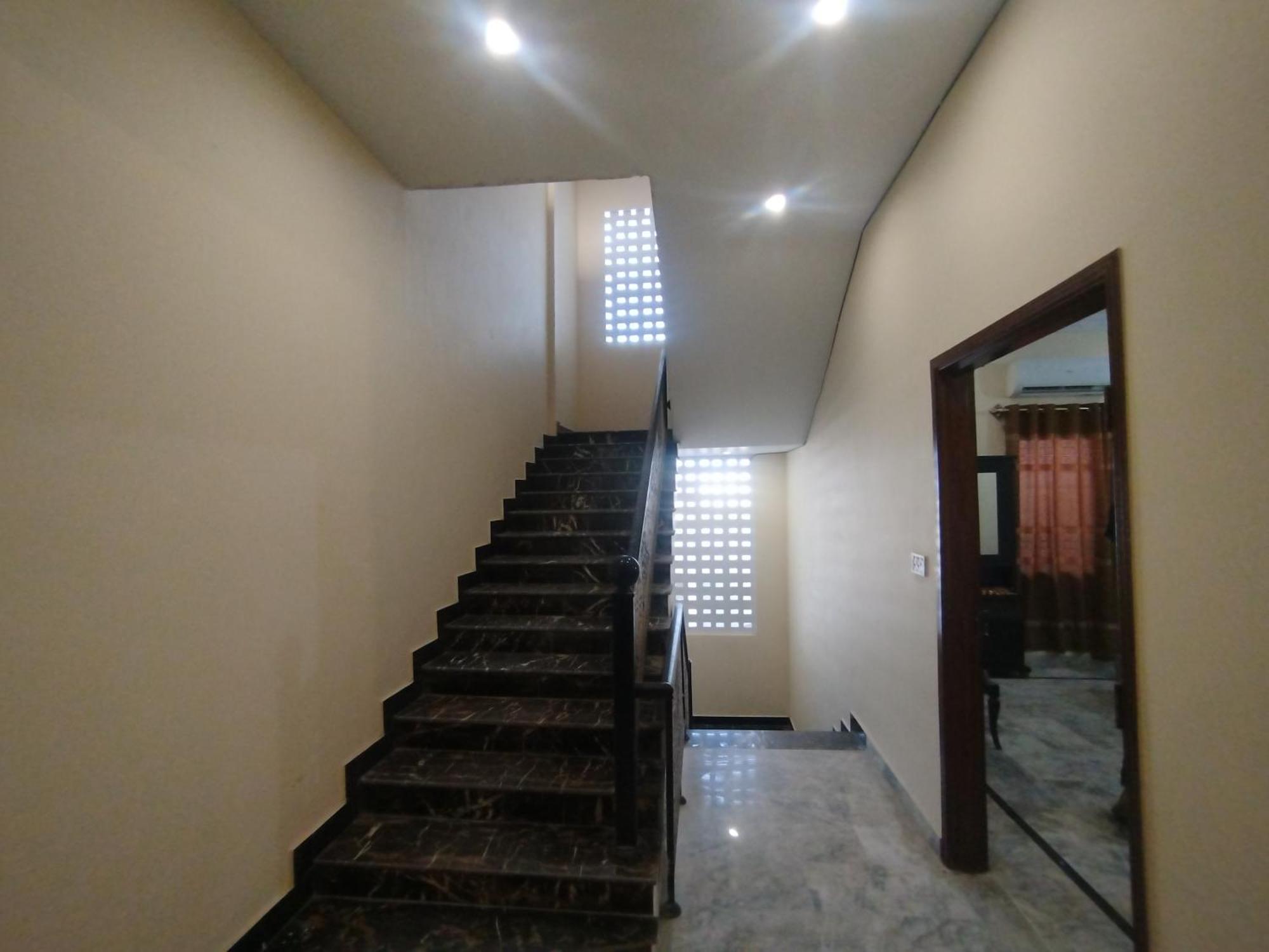 Hotel Crown Plaza, Near Karachi Airport, Darul Sehat Hospital, Dow, Agha Khan And Liaqat Hospital Eksteriør billede