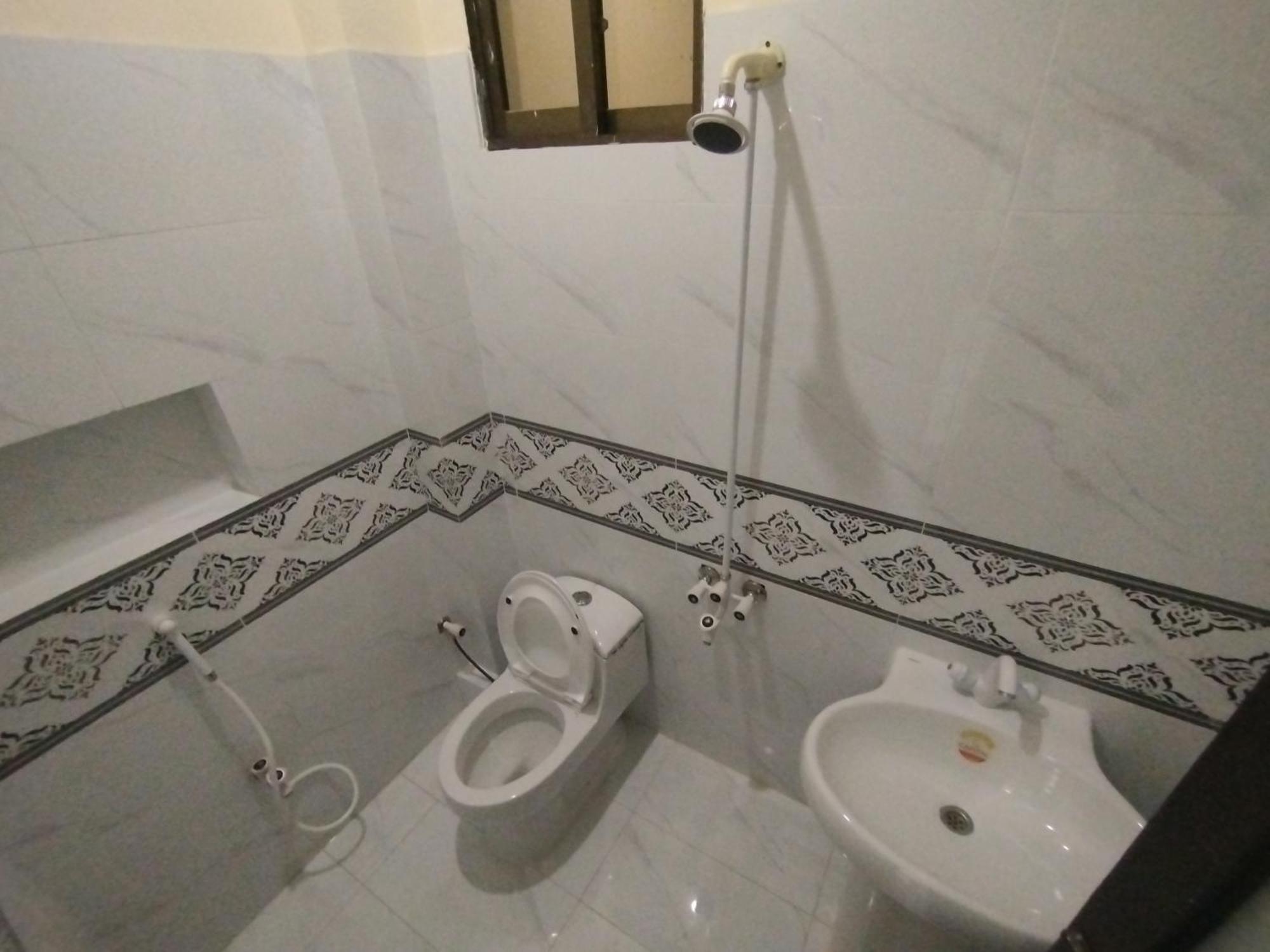 Hotel Crown Plaza, Near Karachi Airport, Darul Sehat Hospital, Dow, Agha Khan And Liaqat Hospital Eksteriør billede